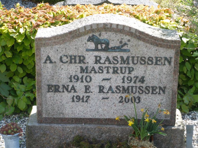 Erna E. Rasmussen.JPG